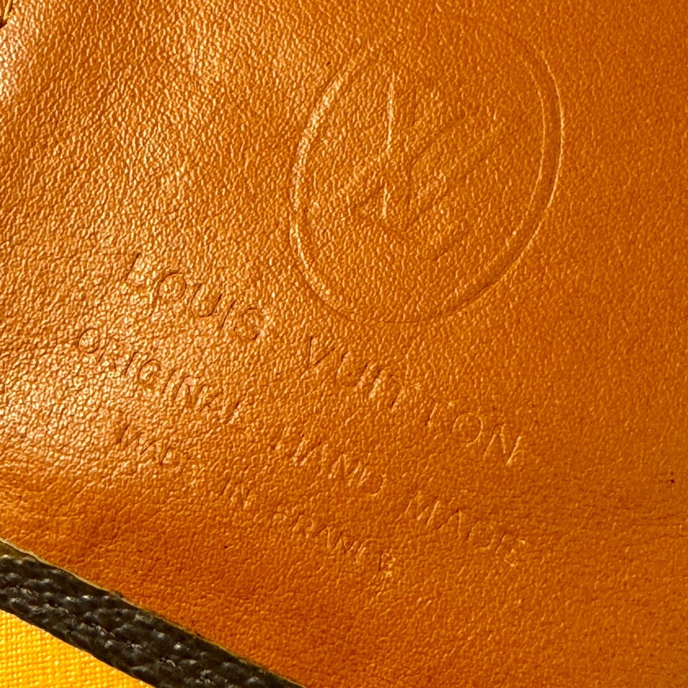 Louis Vuitton Monogram bifold wallet 100% hand made soft quilt leather - Picture 9 of 16